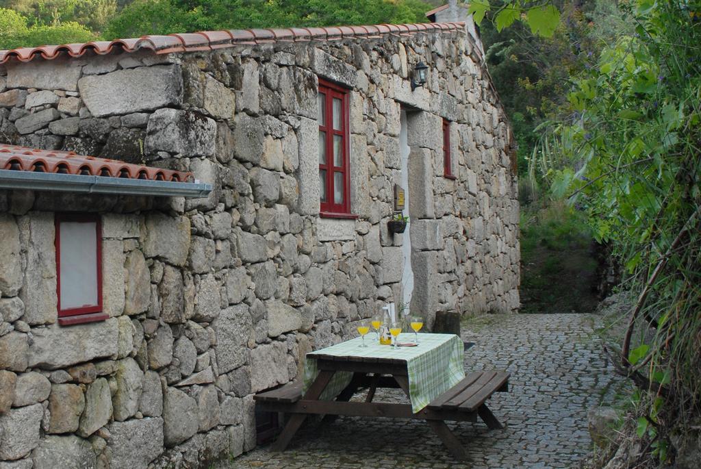 בית הארחה סייה 	Casas Da Ribeira מראה חיצוני תמונה